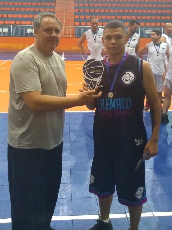 Monster fica com o título do sub 15 masculino da Copa Cidade de Telêmaco de  Basquete - Prefeitura de Telêmaco Borba